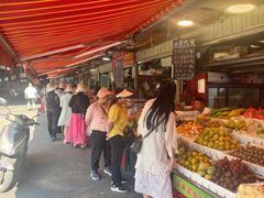 -曼阁市场水果批发市场