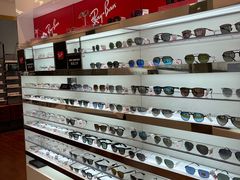 -LensCrafters亮视点·OAKLEY精选(静安嘉里中心店)