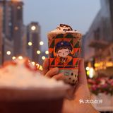 市集打卡背包在他家！700CC阿华田真香！
