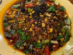 -拈签一笑黄牛肉辣卤串串