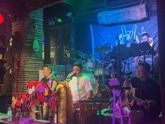 -江湖酒吧(老外滩店)