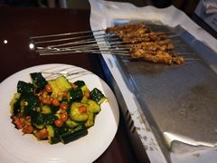 -三个大叔烤羊肉串·歌手驻唱·碳烤鲜肉(西三旗店)