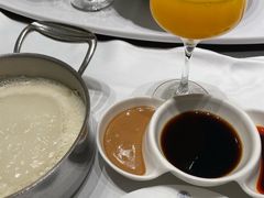 -红鼎豆捞·非遗鲍皇汤火锅(宝丰路店)