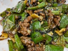 紫苏尖椒炒牛肉-南记食粥坊·宵夜大排档(南桂店)