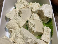 石磨手工豆腐-三人行骨头王火锅(长寿店)