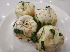 -老西白点心店