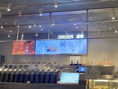 -喜茶(上海打浦桥日月光gelato lab+店)