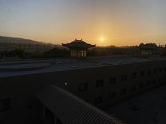 -敦煌山庄摘星阁