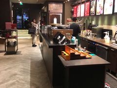 -星巴克臻选(南京金茂览秀城店)