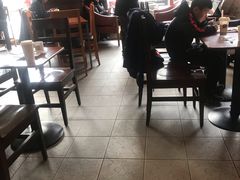 大堂-星巴克(重庆上海城店)