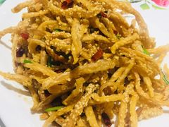 干煸藕丝-董厨煨汤馆(车站路店)