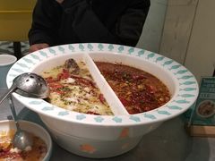 -姚姚酸菜鱼·金戈戈香港豉油鸡(喜荟城联名店)