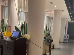 -莲餐厅·湖北菜·潜江小龙虾店(愚园路店)