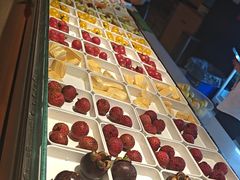 -涨巢·潮玩水疗局