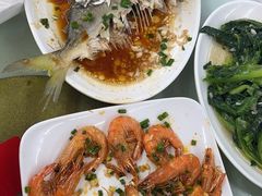 -红月湾海鲜饭店•沙滩海景(双月湾店)
