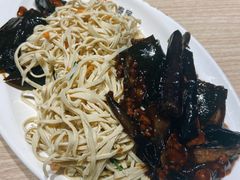 凉拌菜-六泰居·尔滨地标·东北菜(黄河路店)