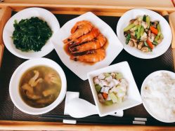 -海豚湾高端月子会所(黄浦店)