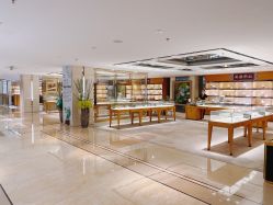 -北京七彩云南翡翠珠宝旗舰店(月坛店)