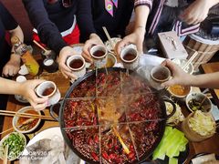 -白乐天毛肚火锅馆(南滨路店)