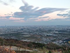 -鬼笑石后山停车场