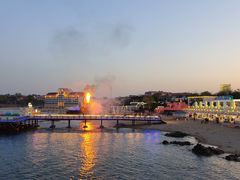 -北戴河碧螺塔海上酒吧公园