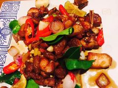 -云海肴·汽锅鸡·云南菜(天山百盛优客店)