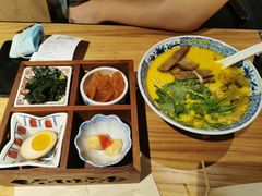和府四宝酸辣牛小腩面-和府捞面(北美新天地店)