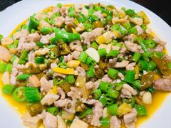 -万重锦·人文川菜馆(骡马市店)