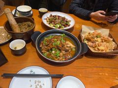 -老滇山寨•云南特色菜•地方菜•民族风情歌舞表演(金碧店)