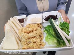 -一家人(南京路店)