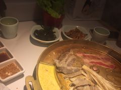 -猪啊牛呀羊啊铜盘烤肉(正大广场店)