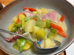 -山茶云南菜(永安里店)