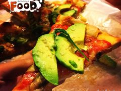 牛油果小姐-Gather pizza