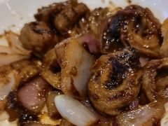 虾肉馄饨鸡杂砂锅-阿金大白·上海菜馆(新天地店)