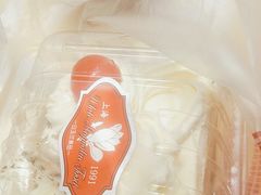 -白玉兰食品甜凤店(合生汇店)