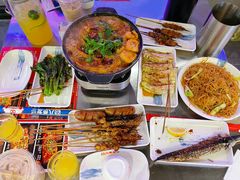 -八条友鲜货烧烤·脆皮烤鱼(石岩旗舰店)