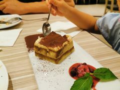 -必胜客(万达广场店)