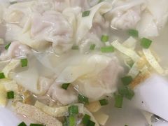 -胖子馄饨坊(天目大厦东南)
