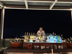 -瑰丽酒店·海吧·天际下午茶·现场DJ·天台酒吧
