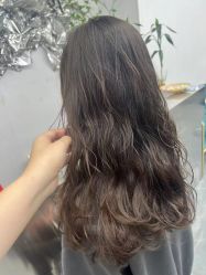 -茶发Salon·烫发染发理发