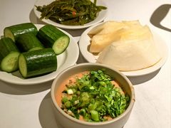 -左庭右院鲜牛肉火锅(金山万达店)