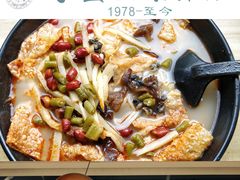 -小蛮妞家螺蛳粉(凯旋路店)