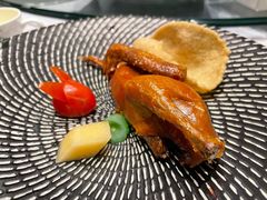 红烧乳鸽-茅庐·川粤精品私房菜(金沙遗址店)