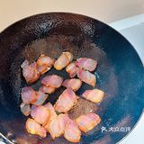今天晚上的小餐单 腊肉炒豌豆 话梅排骨 