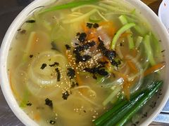 -故乡家韩国料理(丹东街店)