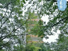 -鹅岭公园瞰胜楼