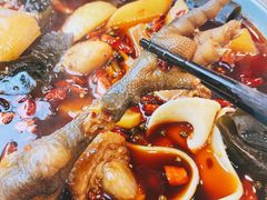 -晓彭肥肠鸡·泡椒鸡火锅(水木天地店)