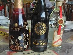 -满記土窑烧鷄波浪山莊