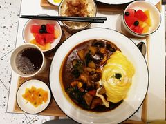 煎口蘑咸奶油咖喱蛋包饭-池奈·咖喱蛋包饭(熙地港店)