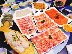 -名都晓荷塘主题火锅(海城街店)